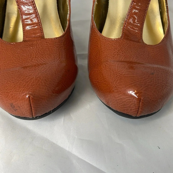 CHARLOTTE RUSSE Ashley Rusty Brown T-Strap Platform Pumps Shoes Heels Size 8 - Picture 11 of 14